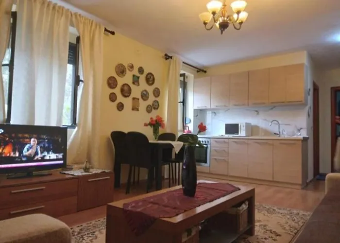 Cozy Apartment, Near Us Embassy!